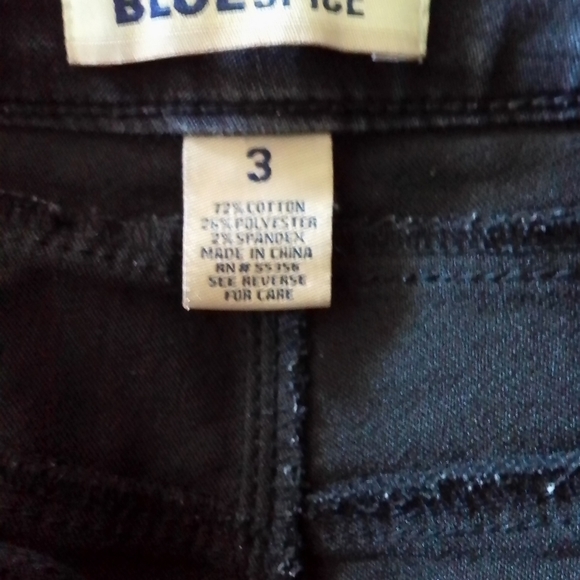 Blue Spice Black shorts 3 Button Stretch 2% Spandex size 3 - Picture 5 of 7
